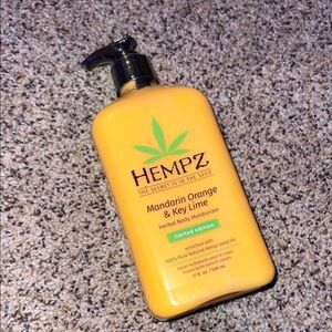 Hempz limited edition mandarin orange & key lime body moisturizer